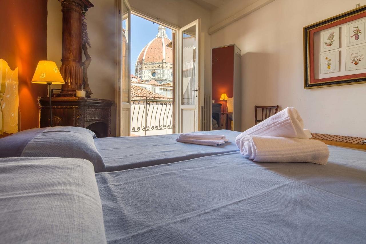 Typical Florentine Apartment Florens Exteriör bild