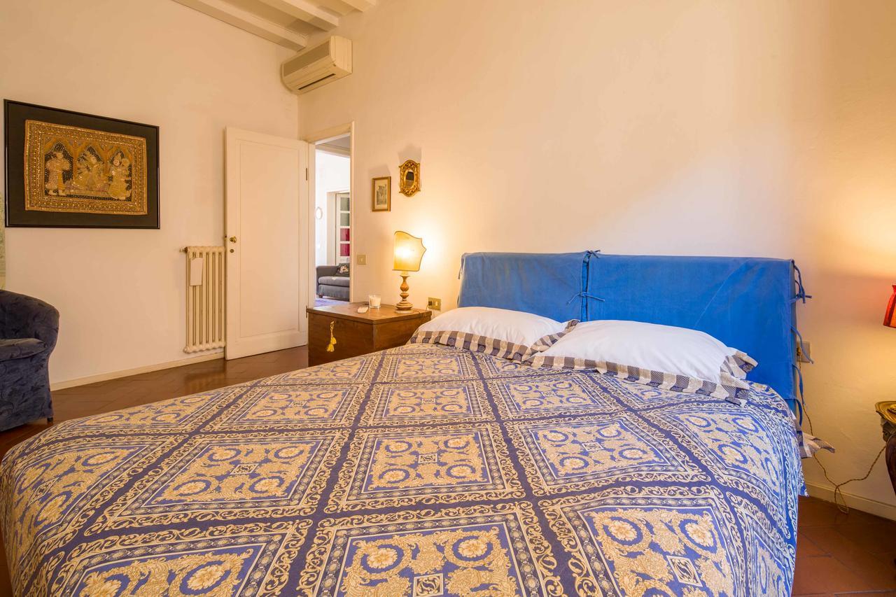 Typical Florentine Apartment Florens Exteriör bild